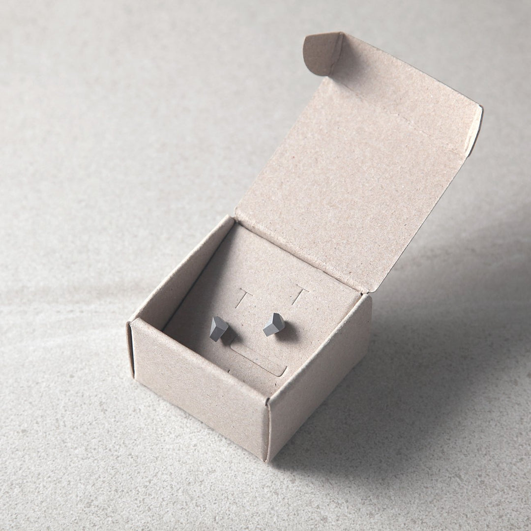 Cube Earrings S - IntoConcrete