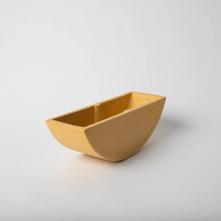The Totter Planter - IntoConcrete