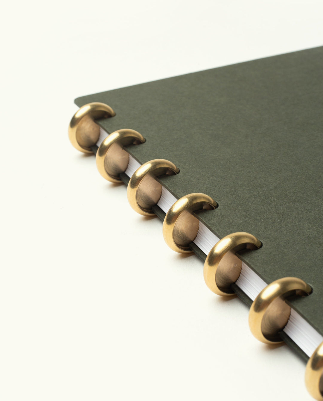 Discbound Journal Bundle (Standard 6"x 8.5" Journal + 3 Refills)