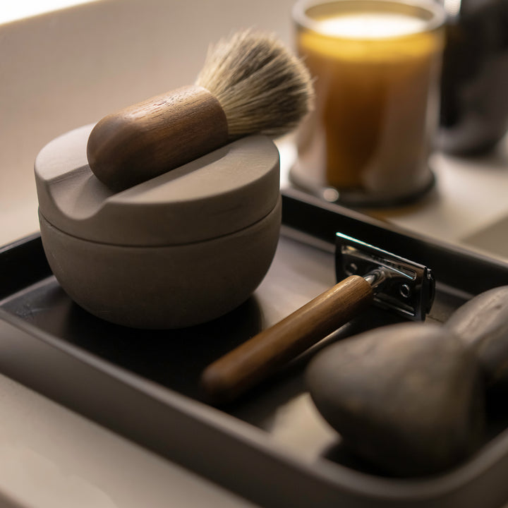 Iris Hantverk Shaving Kit - IntoConcrete