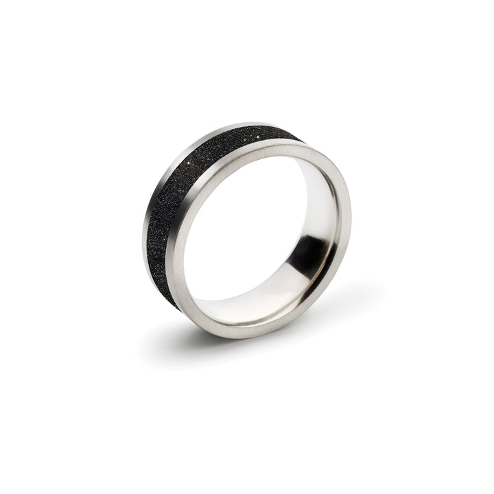 KMr135dd Ring - IntoConcrete