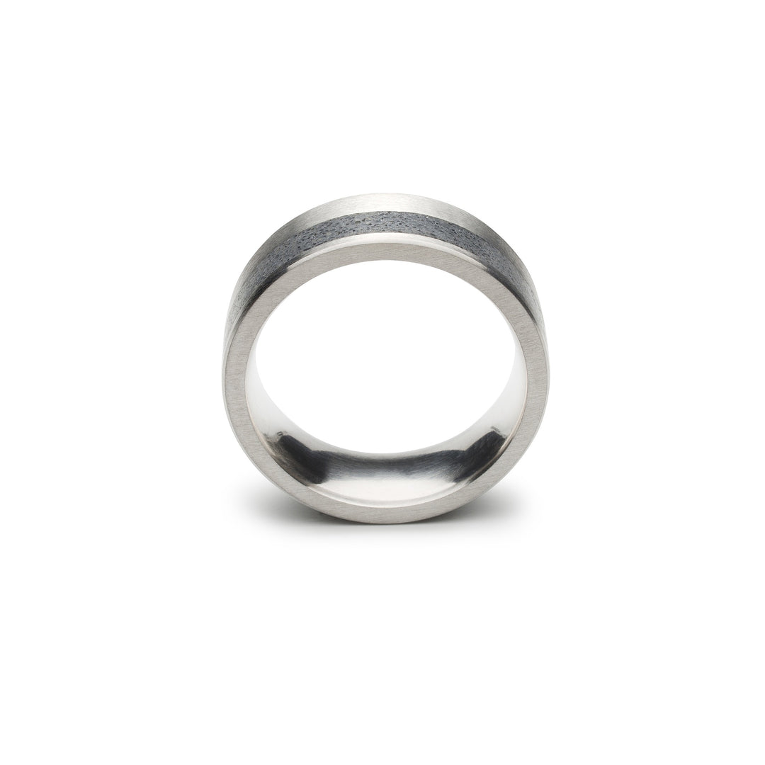 KMr136 Ring - IntoConcrete