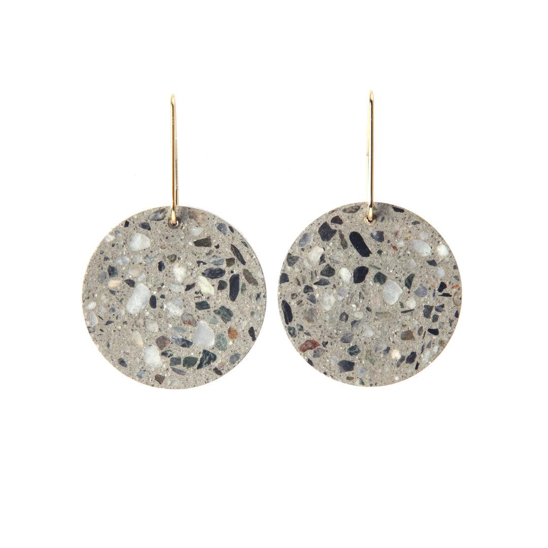 22STUDIO Concrete Circle Earrings In Light Gray